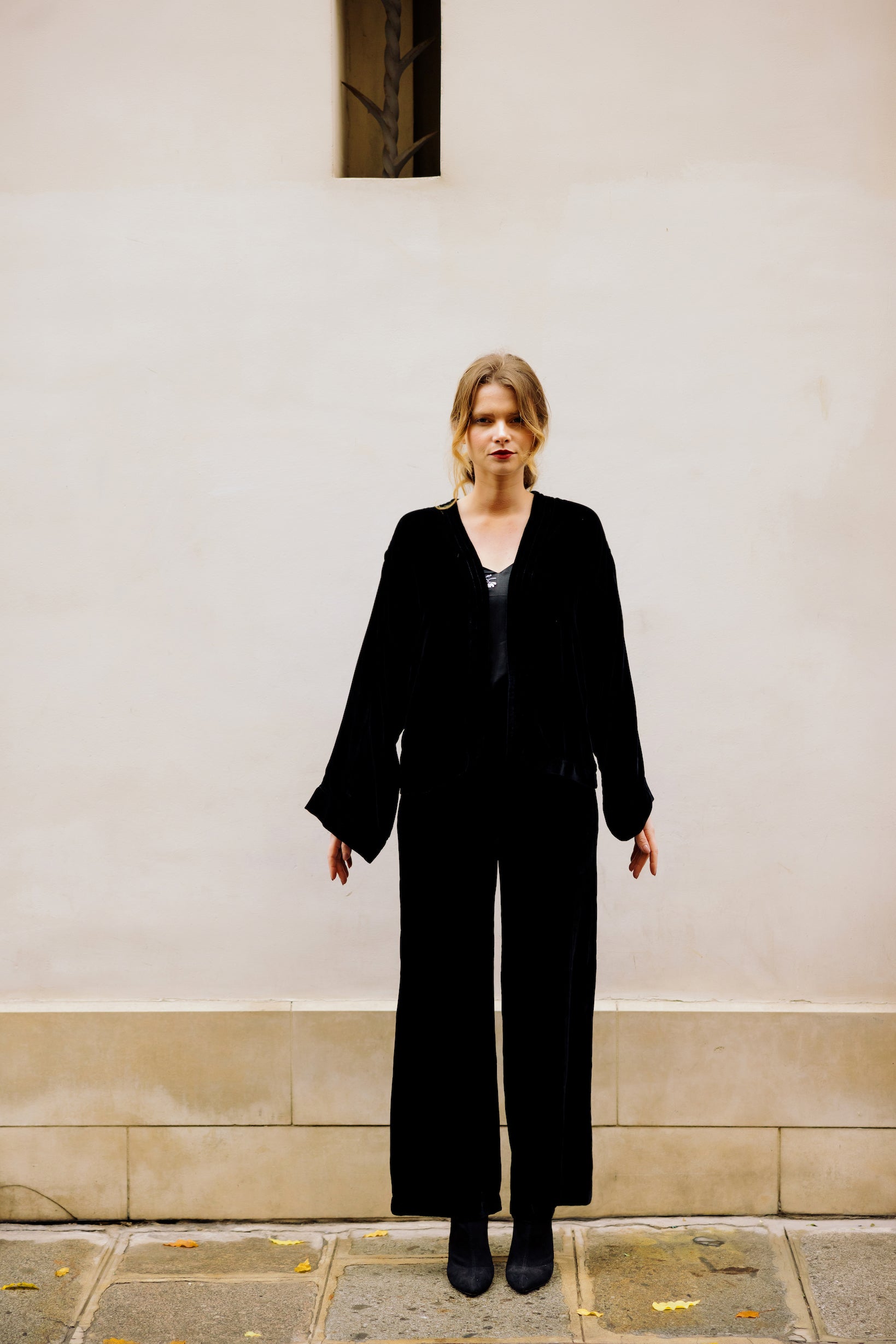 Pantalons en velour de soie brodé main_Silk velvet trousers hand embroidered
